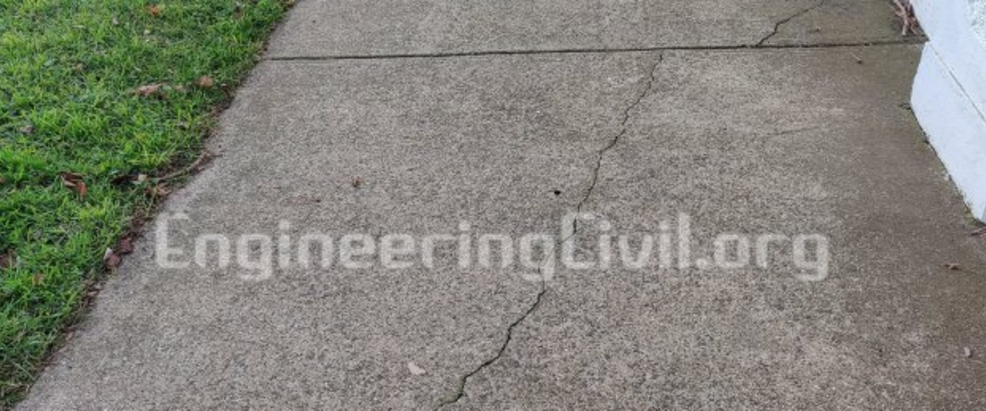 How to Repair Cracks in Concrete Poles